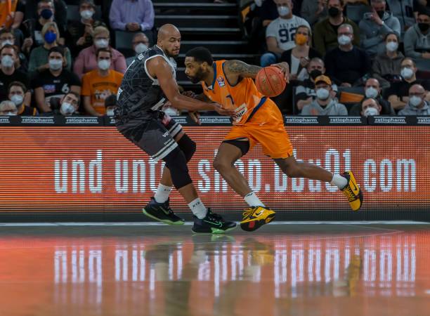 他在比赛中 他在比赛中