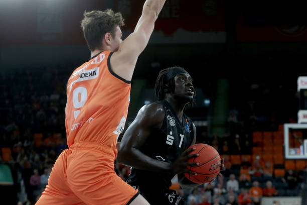 奥克兰城甚 奥克兰城甚