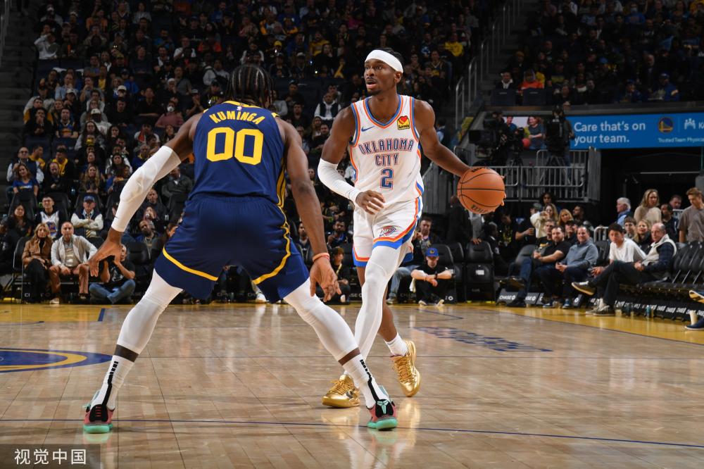 吸引防守 吸引防守