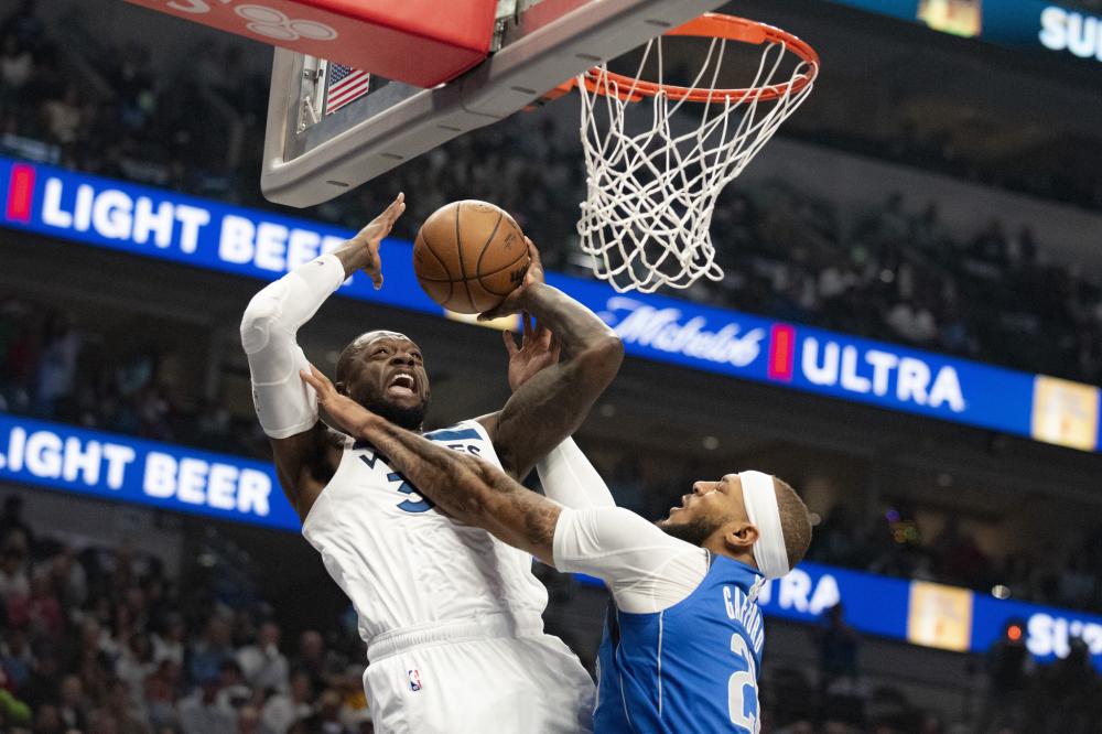 年轻而充满 年轻而充满